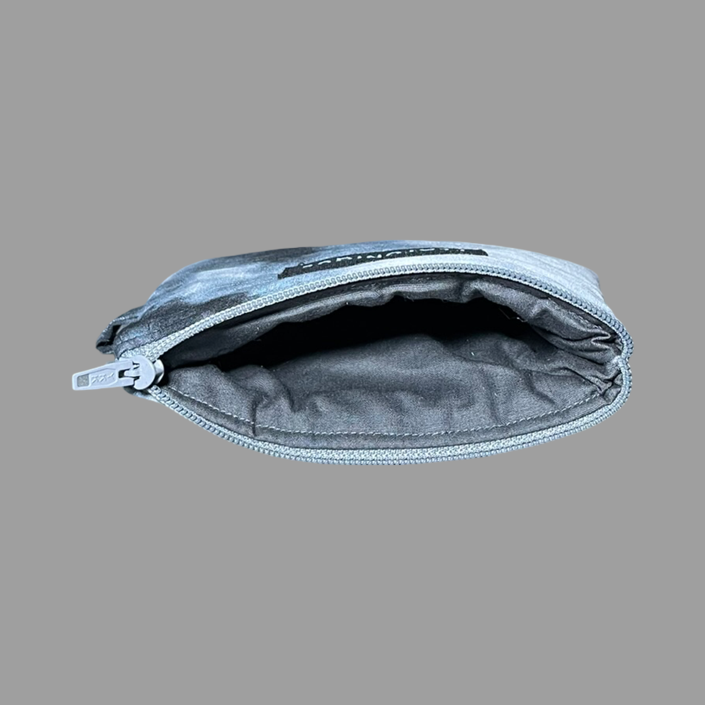 Zipper Pouch Sky ( Grey Lining )