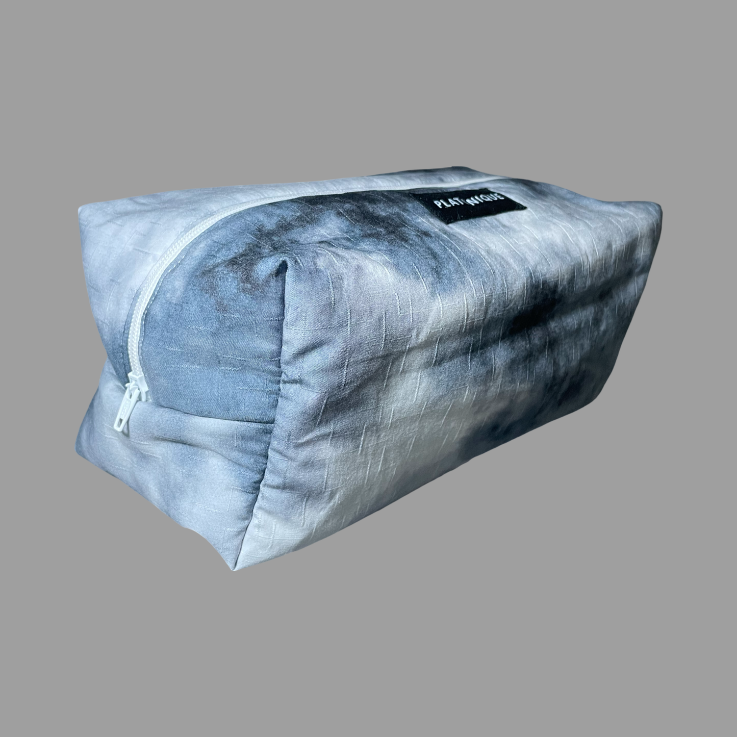 Dopp Bag Sky ( White Lining )