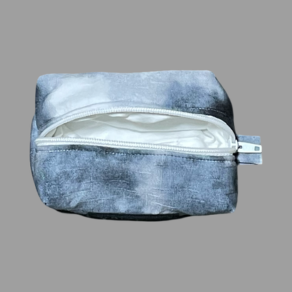 Tiny Dopp Bag Sky ( White Lining )